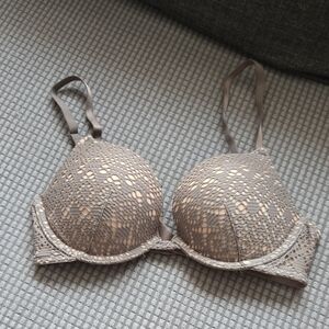 Victoria's Secret Lace Bra - Tan
